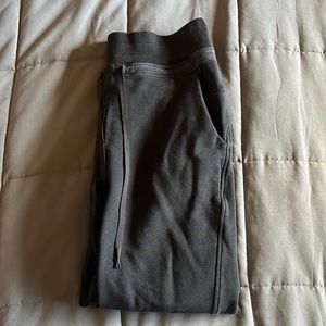 Women’s Lululemon joggers